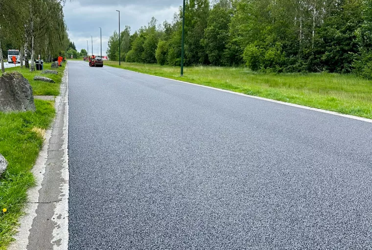 Namur Asphalte - joint limité entre les deux bandes d'asphaltes